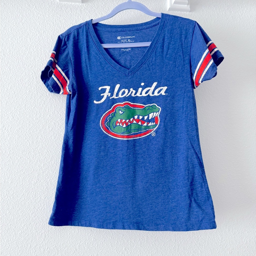 UF Gators football t-shirt. XL, show your blue and orange! 💙🧡💙🧡